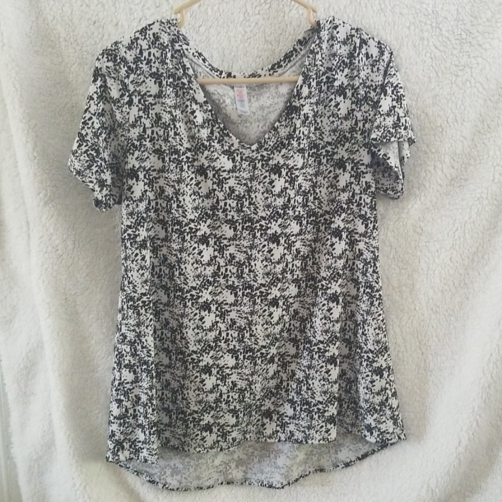 Small Christy tee black and white